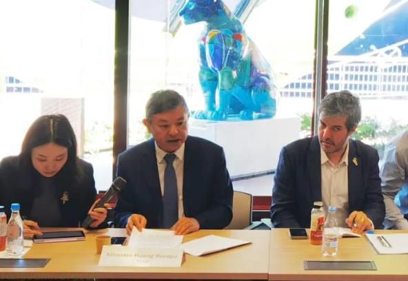 黄润秋出席 COP30 甲烷与非二氧化碳温室气体峰会 阐述中国气候治理立场