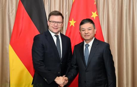 中德环境部长举行会谈 聚焦气候变化与碳边境机制