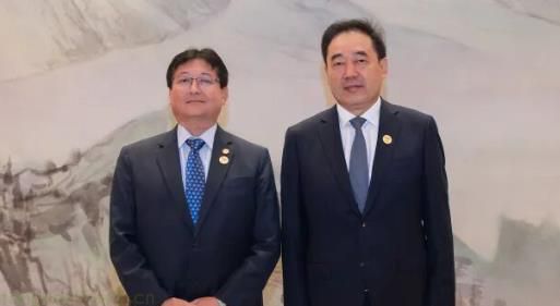 APEC 能源部长会期间，中秘就油气、新能源等合作交换意见